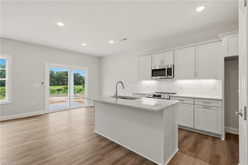 105 Tally Meadow Court Property Photo 12
