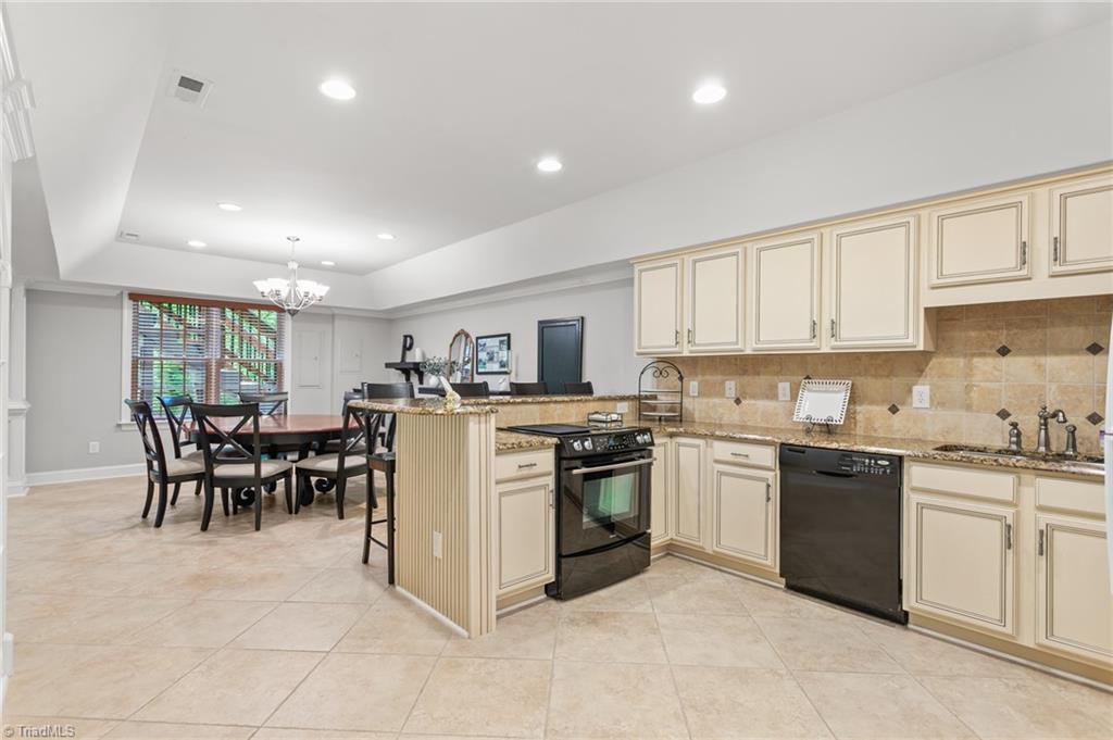 8505 Case Ridge Drive Property Photo 18