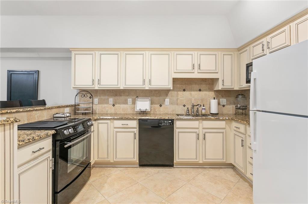 8505 Case Ridge Drive Property Photo 19