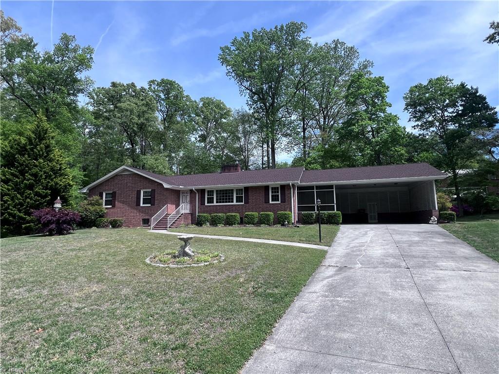904 Blackstone Circle Property Photo 2