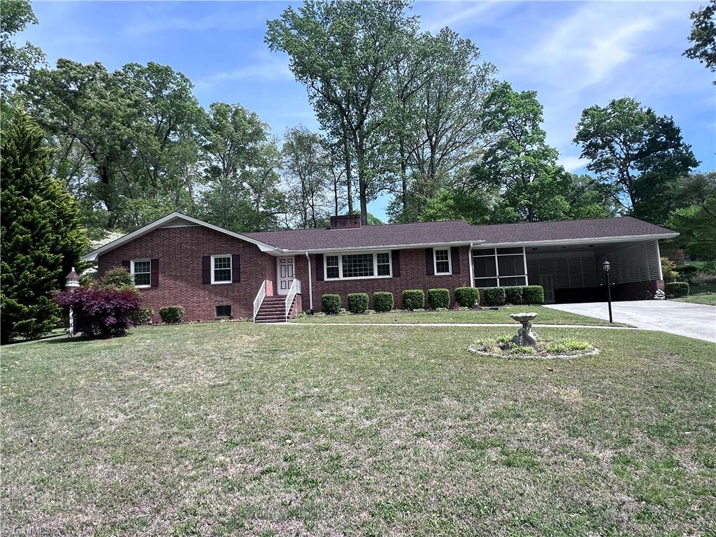 904 Blackstone Circle Property Photo 3