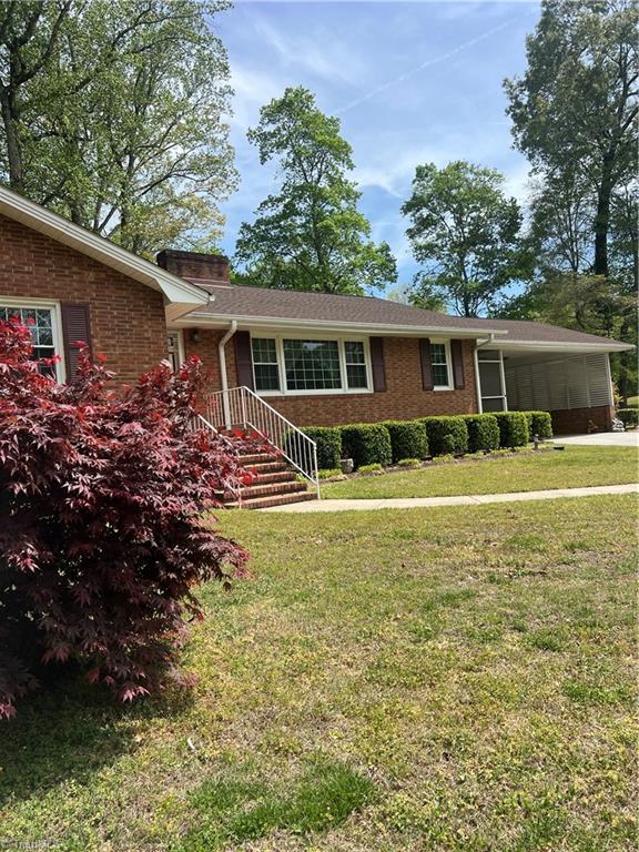 904 Blackstone Circle Property Photo 4