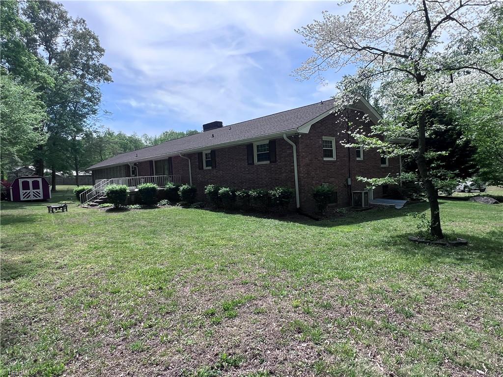 904 Blackstone Circle Property Photo 6