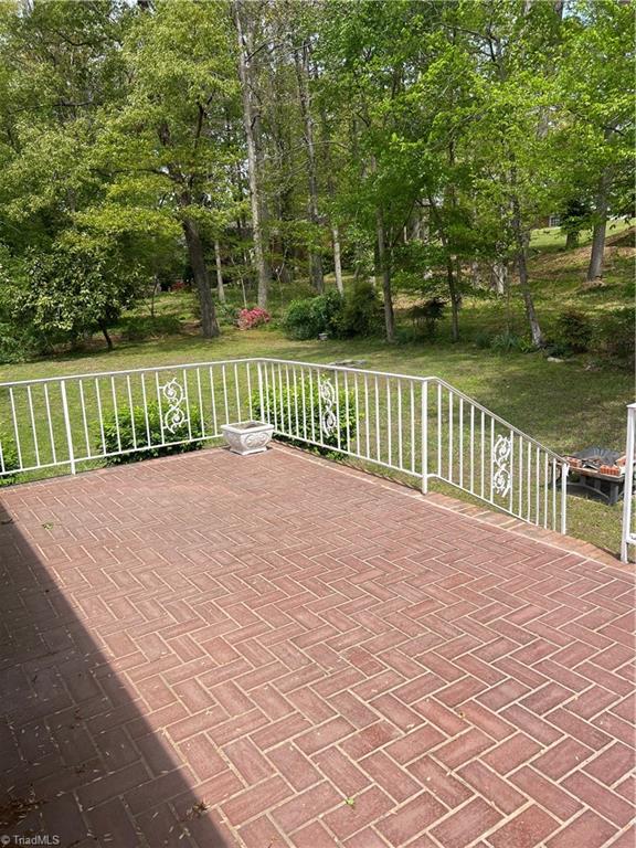 904 Blackstone Circle Property Photo 7