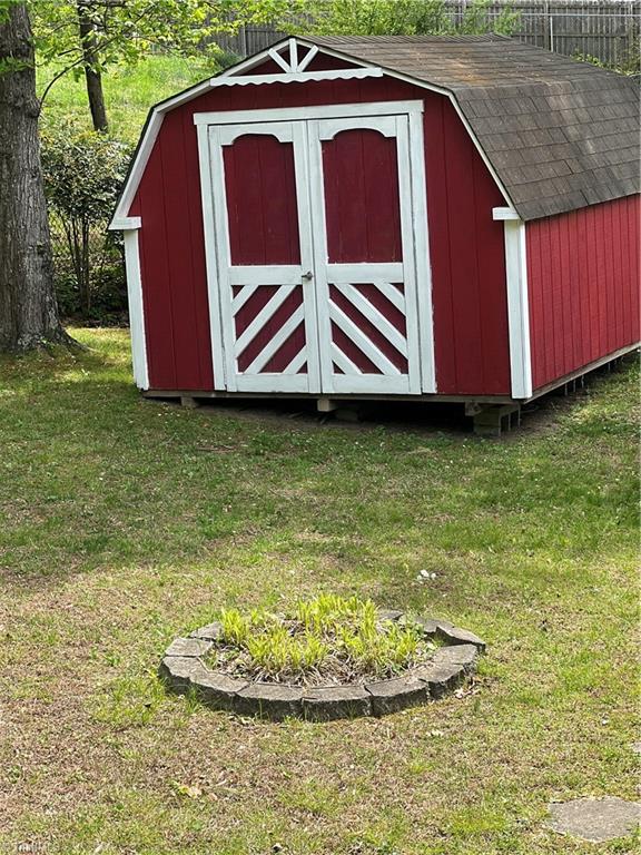 904 Blackstone Circle Property Photo 8