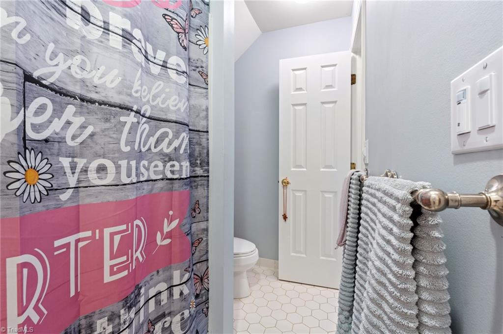 108 Duffield Court Property Photo 40
