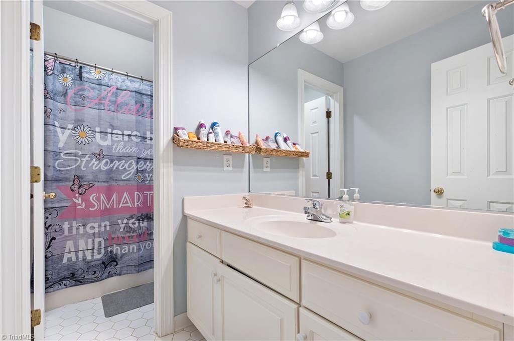 108 Duffield Court Property Photo 41