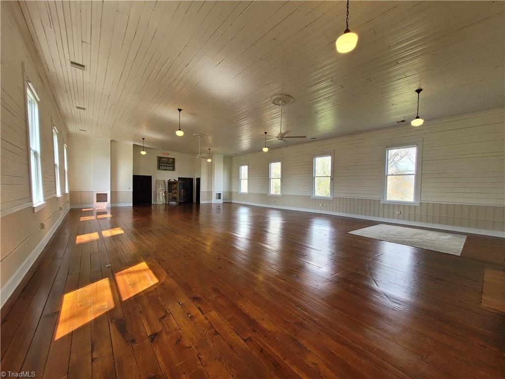 106 N Key Street Property Photo 10