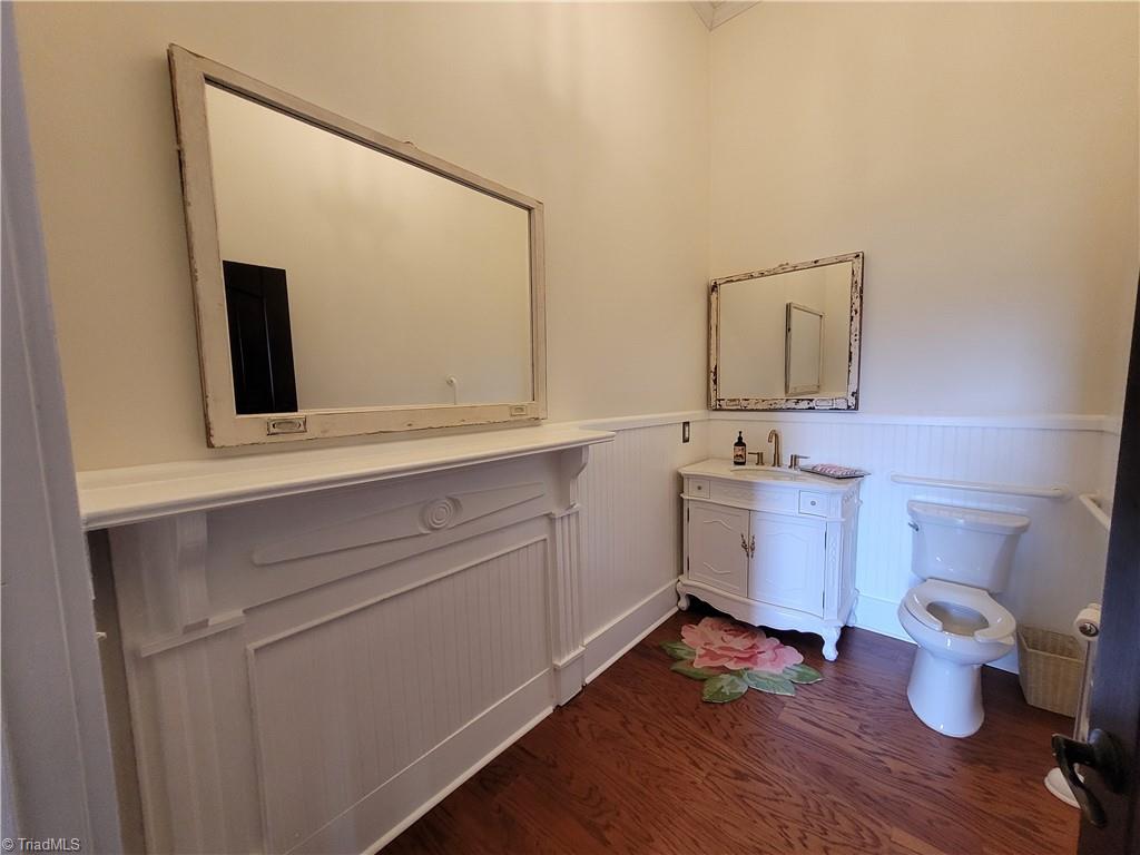 106 N Key Street Property Photo 15