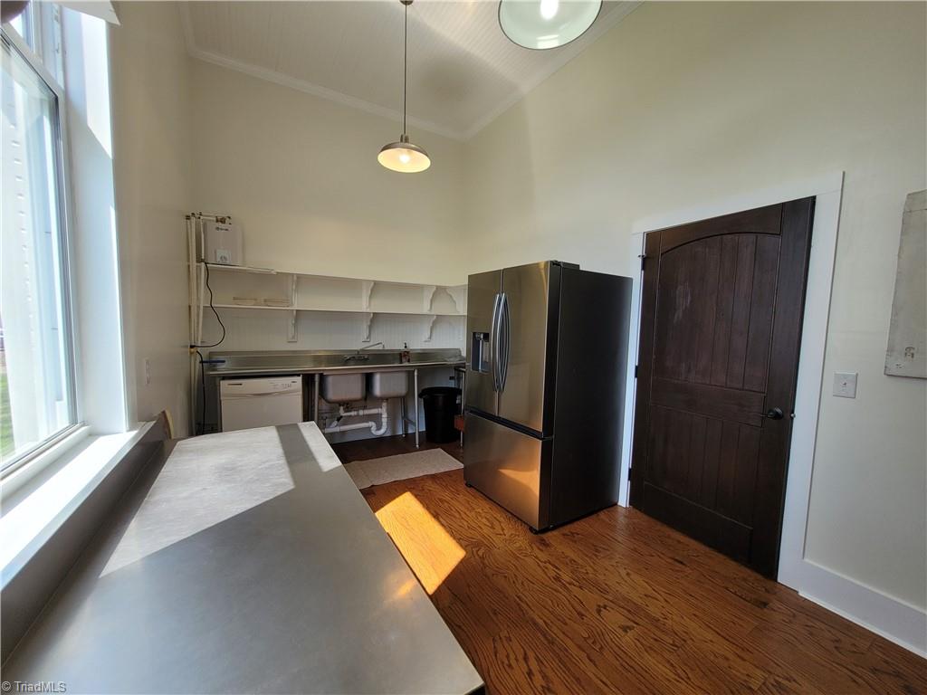 106 N Key Street Property Photo 17