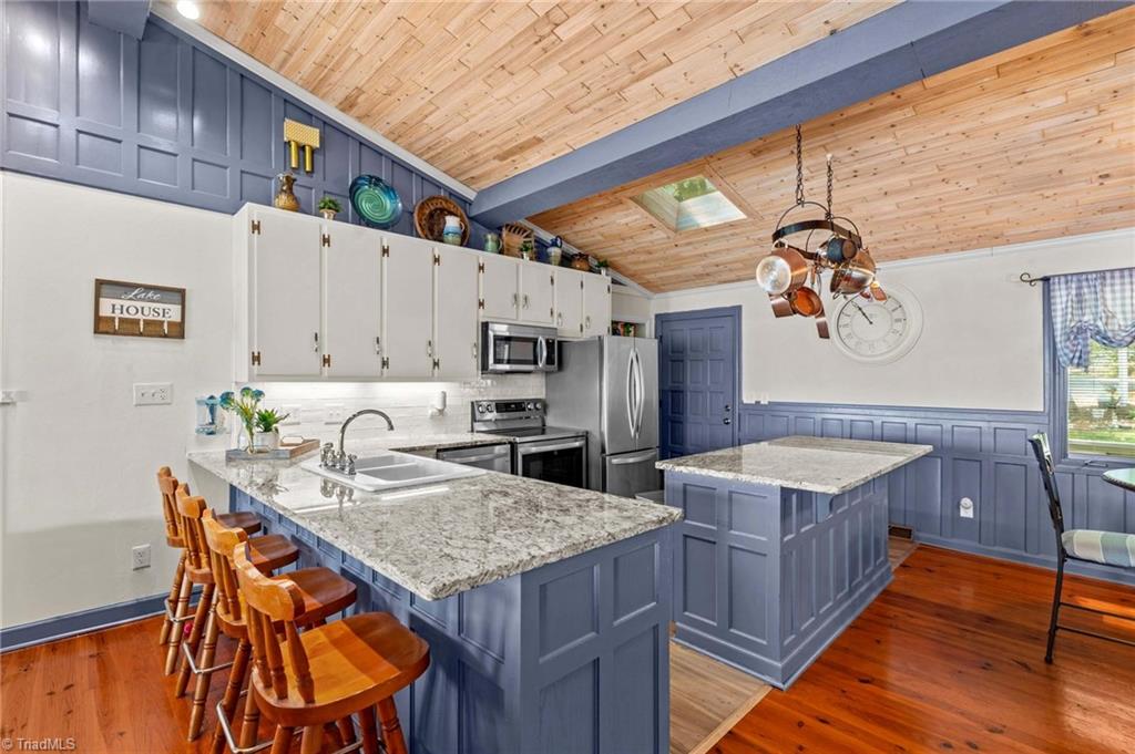 395 Rendleman Drive Property Photo 15