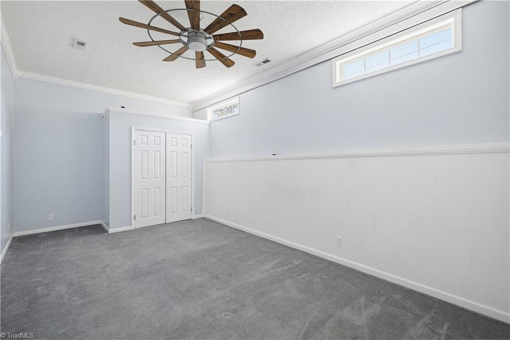 205 Cedarwood Trail Property Photo 11