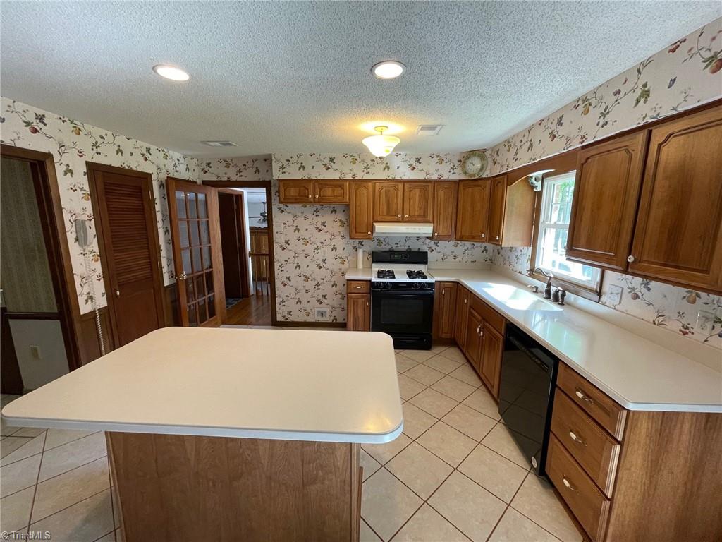 7235 Ledbetter Road Property Photo 8