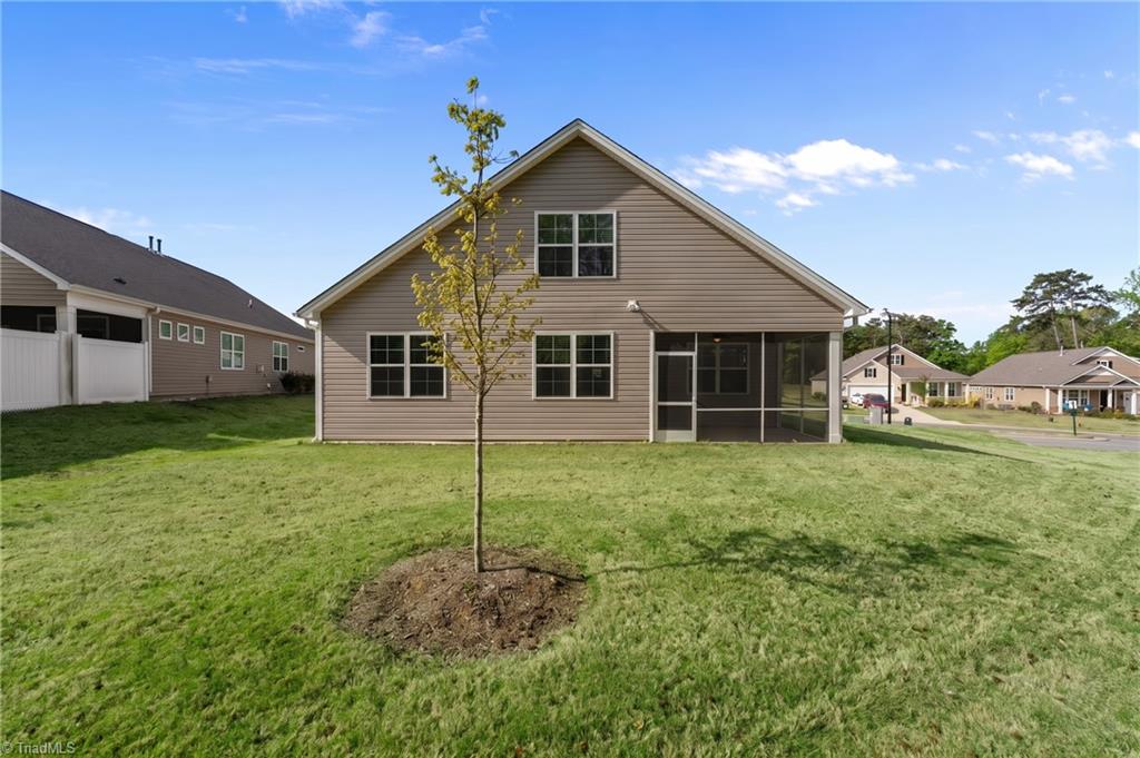 1639 Abberly Place Property Photo 31