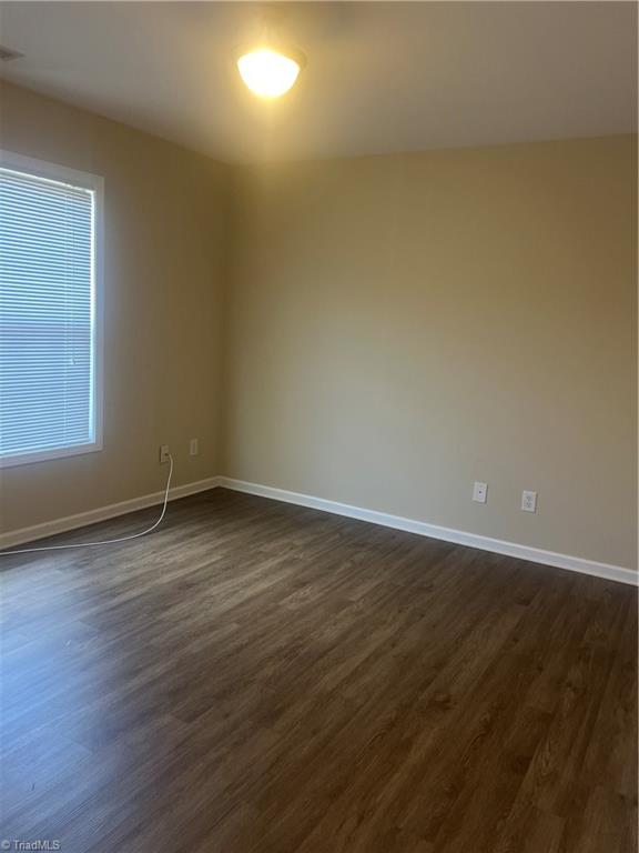 405 Pinefield Place Property Photo 4