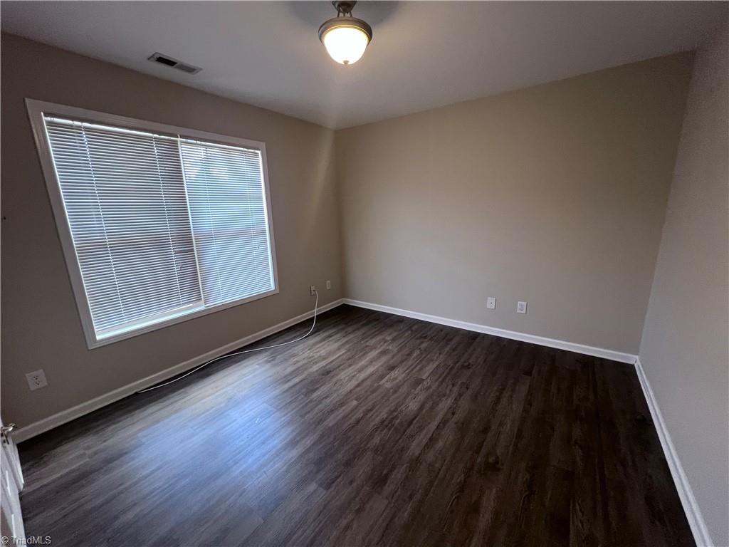 405 Pinefield Place Property Photo 5
