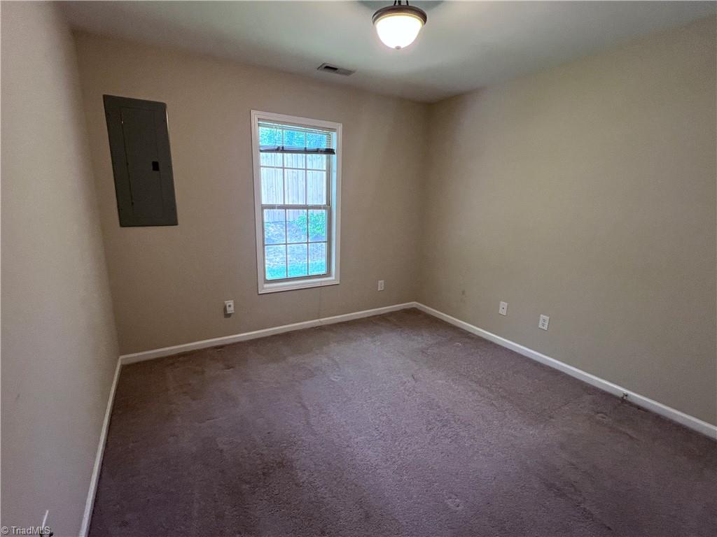 405 Pinefield Place Property Photo 13