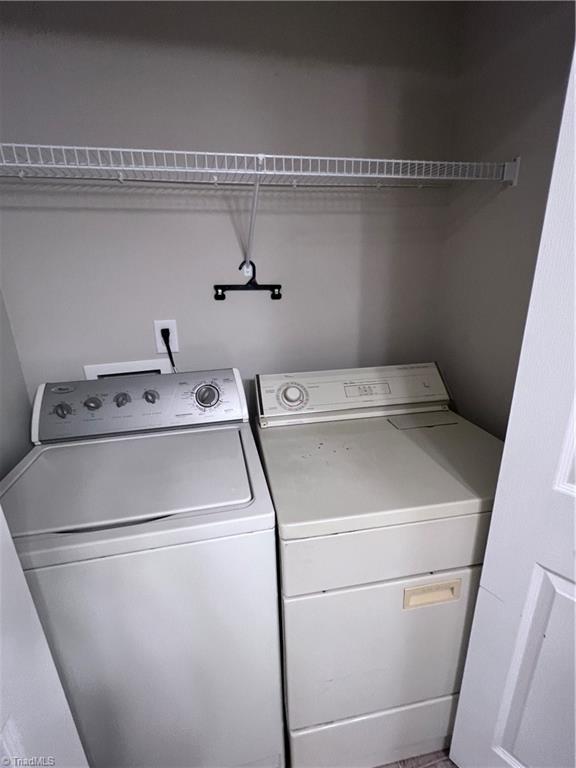 405 Pinefield Place Property Photo 16