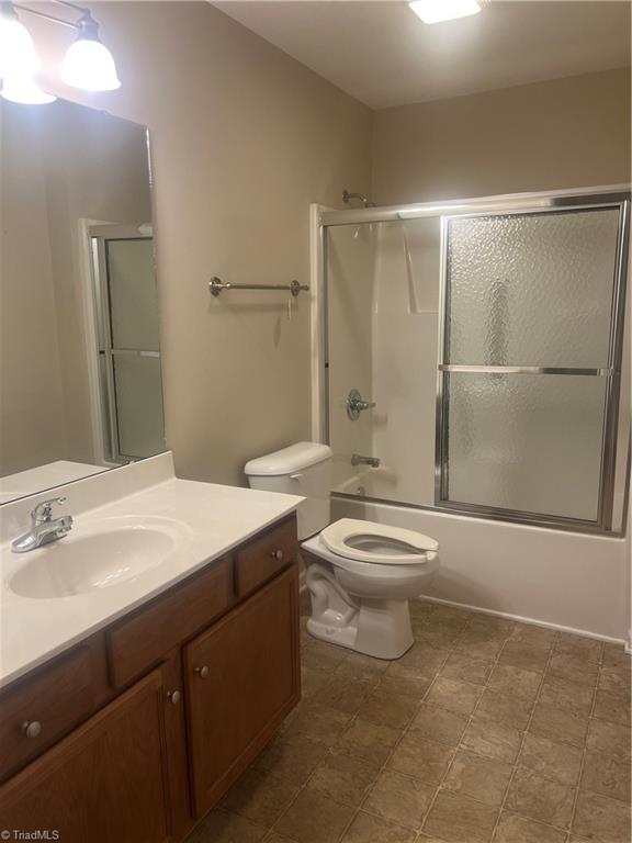 405 Pinefield Place Property Photo 17