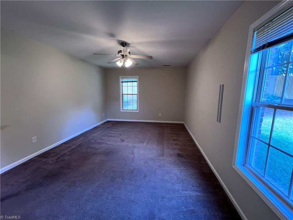 405 Pinefield Place Property Photo 24