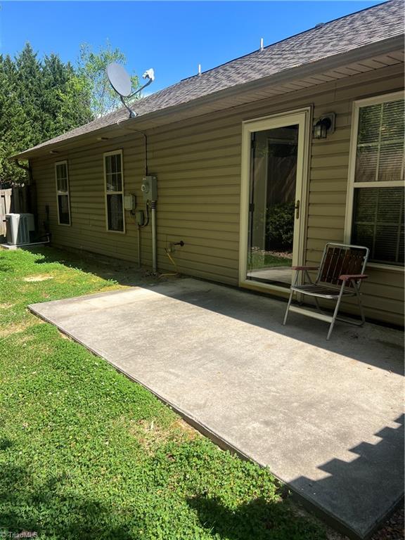 405 Pinefield Place Property Photo 27
