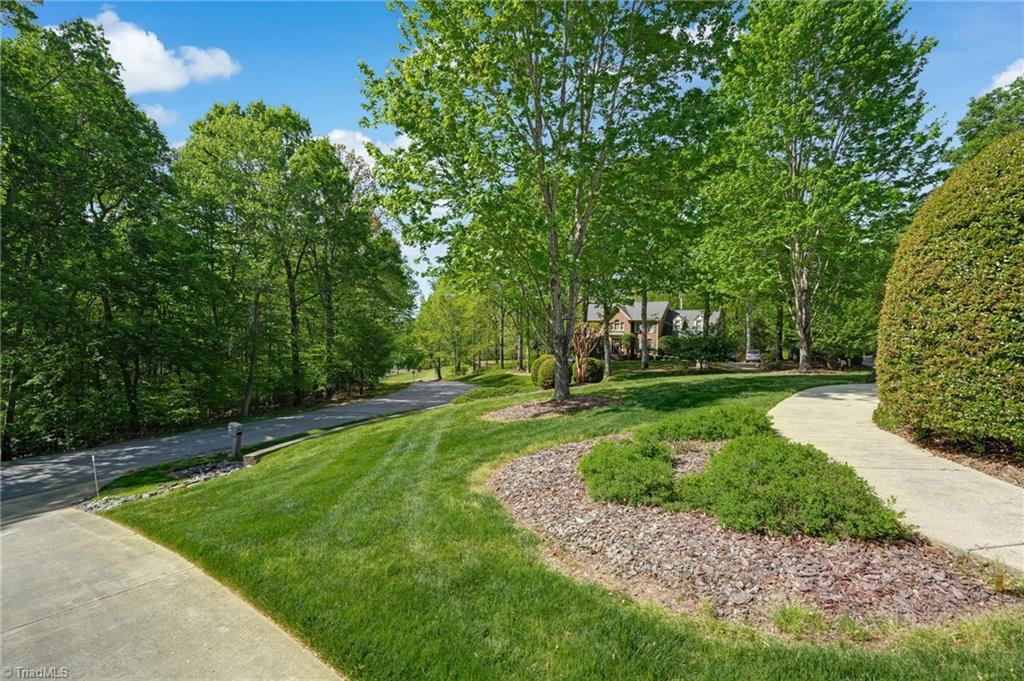 153 Oak Ridge Drive Property Photo 3