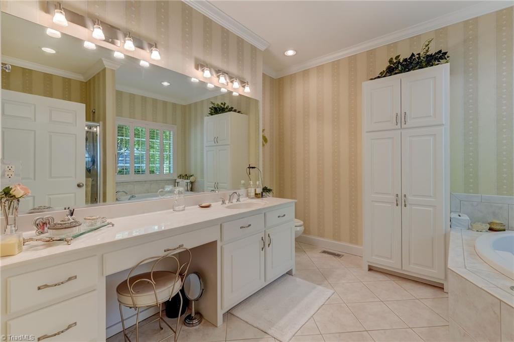 153 Oak Ridge Drive Property Photo 28