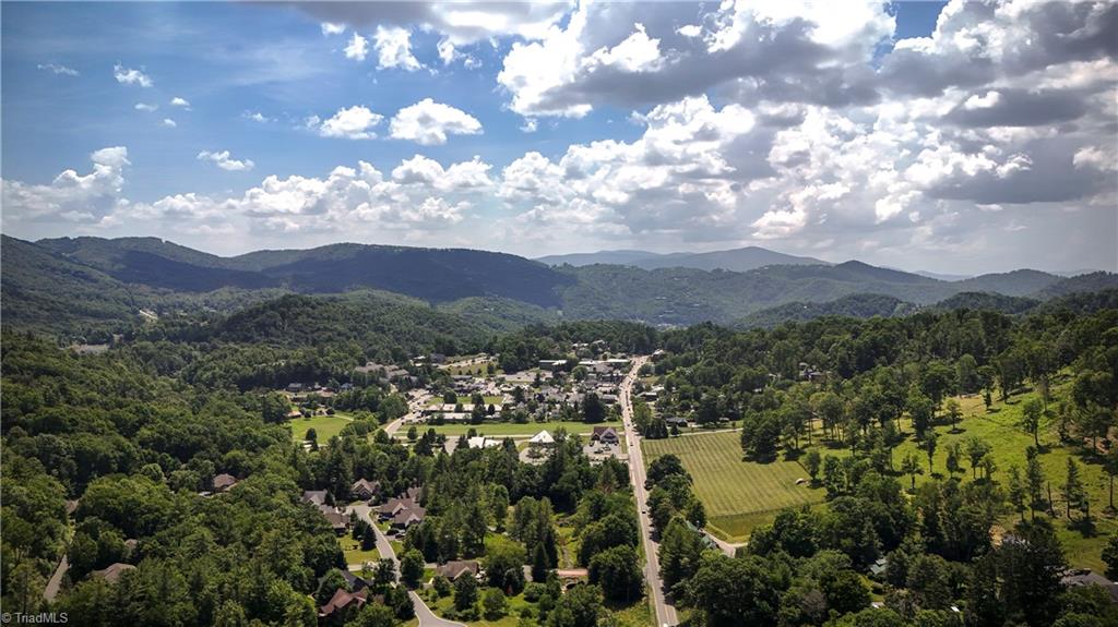 7277 Beech Mountain Road Property Photo 24