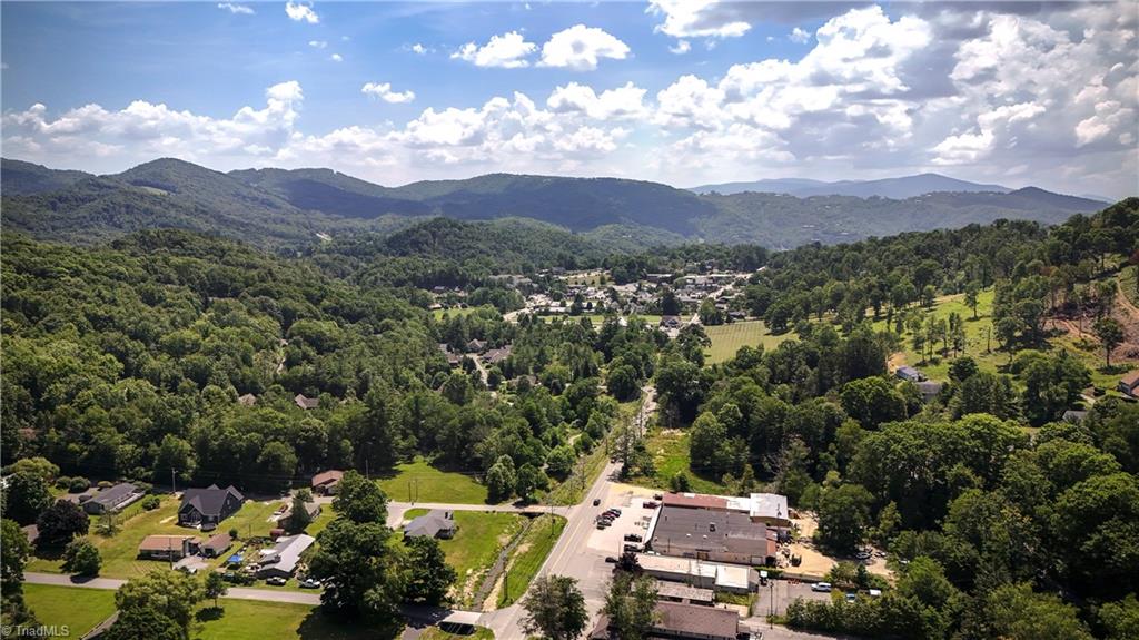 7277 Beech Mountain Road Property Photo 25