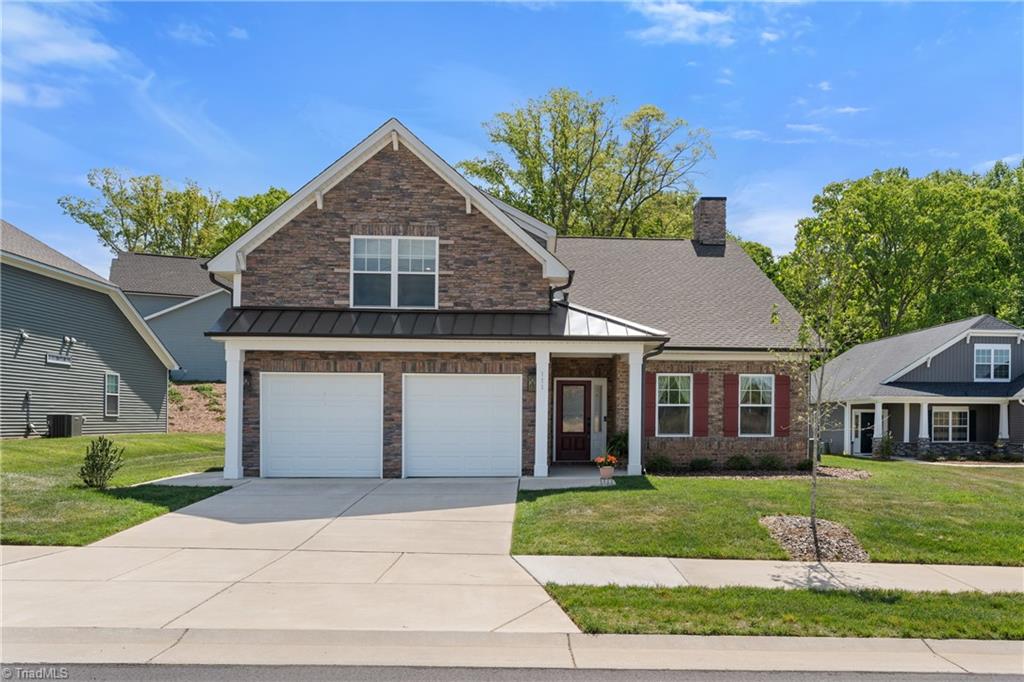 111 Candle Light Court Property Photo 1