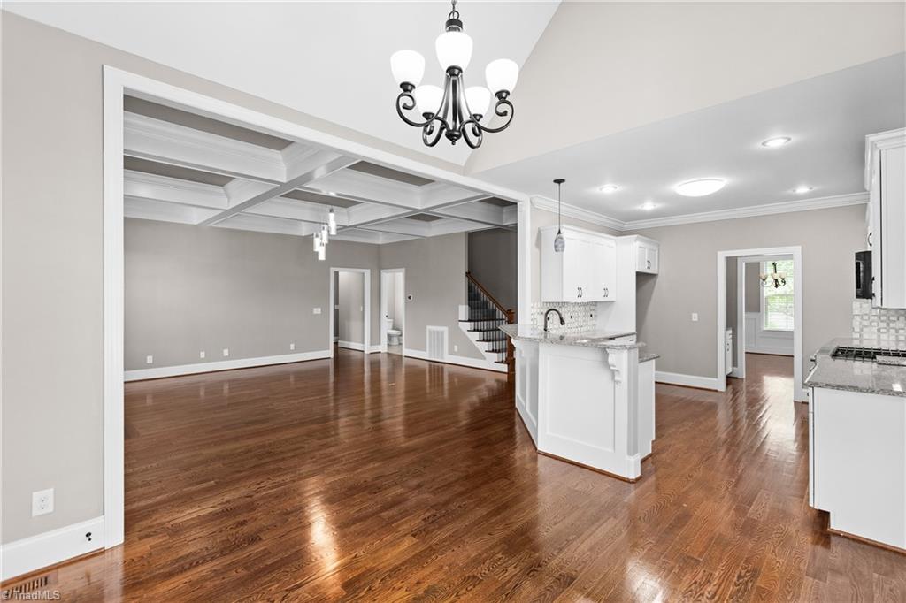 145 Winged Foot Court Property Photo 6