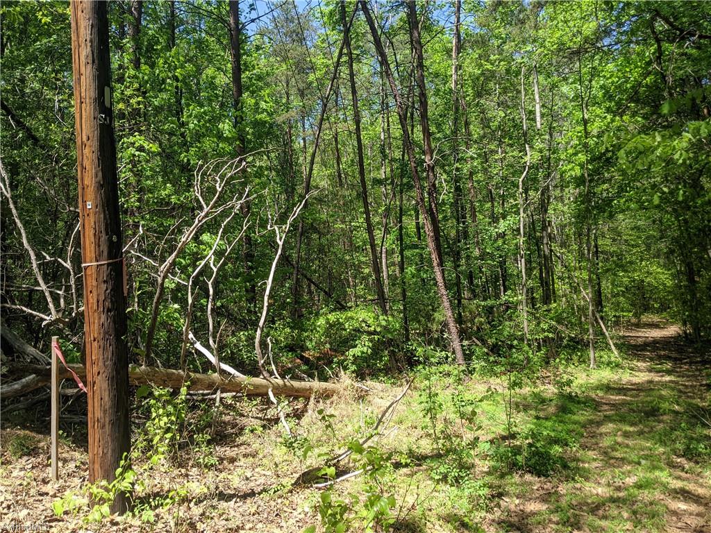 3837 Eastview Drive Property Photo 1
