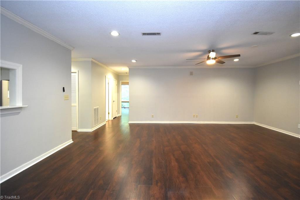 129 Forest View Drive Property Photo 5