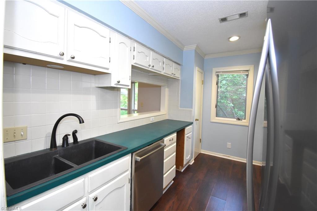 129 Forest View Drive Property Photo 6