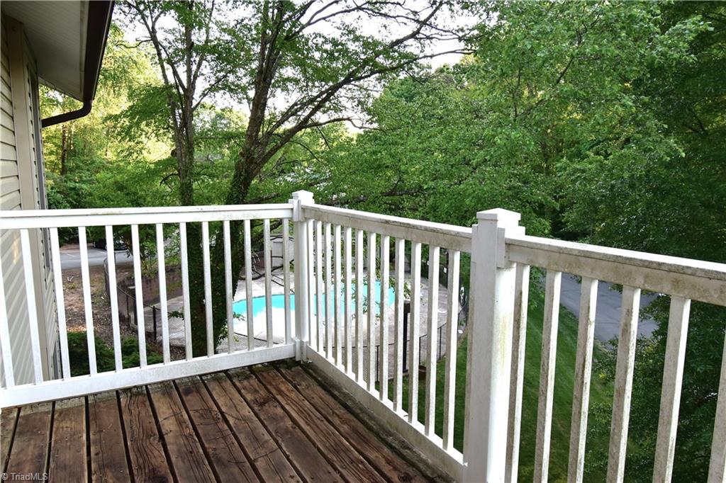 129 Forest View Drive Property Photo 10