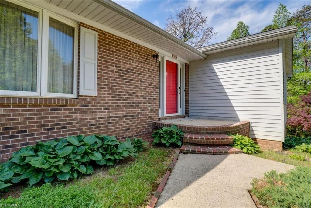 1495 Devaux Road Property Photo 4