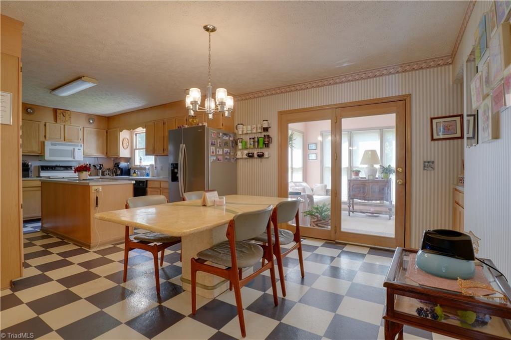 1495 Devaux Road Property Photo 13