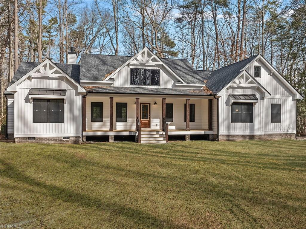 2272-a Doul Mountain Road Property Photo 6