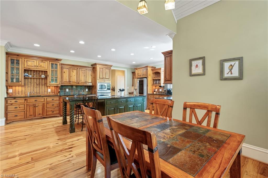 7601 Crossing Ridge Drive Property Photo 15