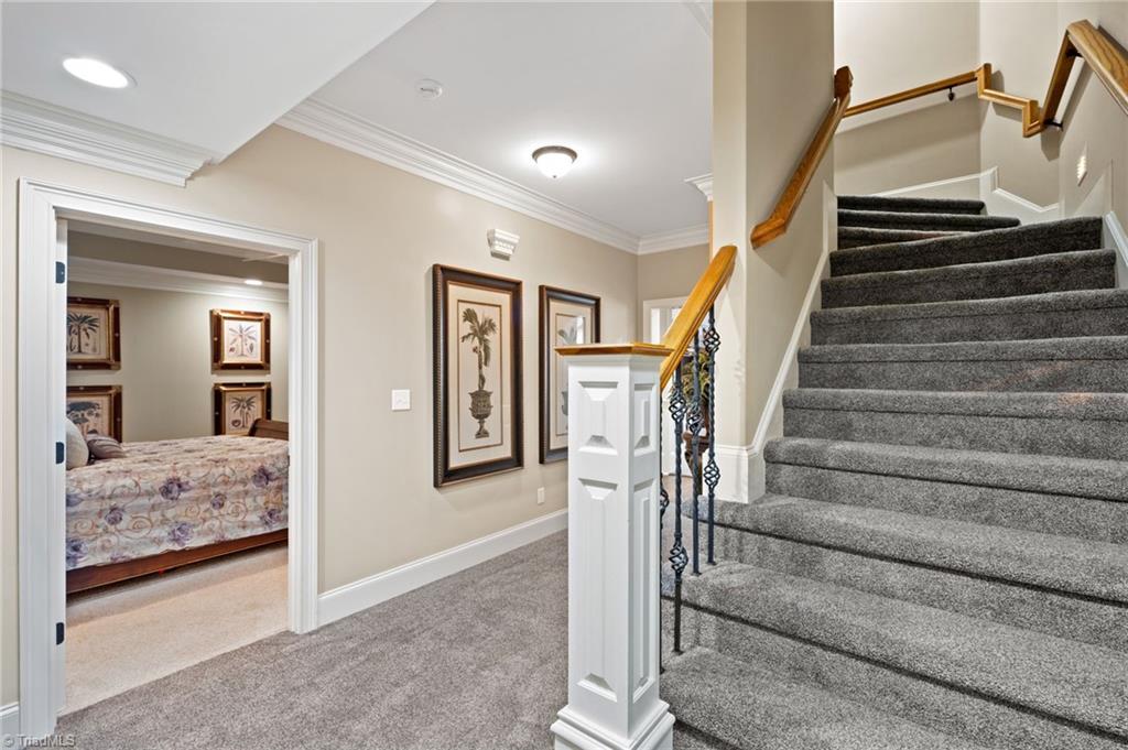 7601 Crossing Ridge Drive Property Photo 35