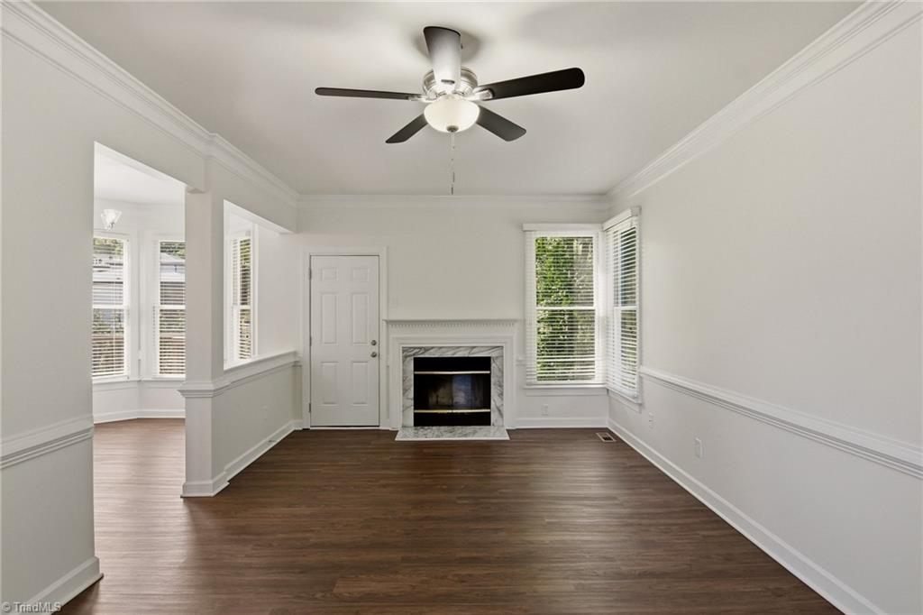 471 Kingsmill Drive Property Photo 6