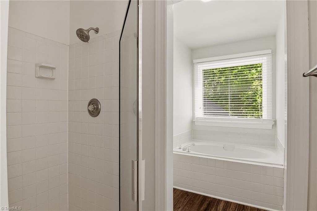 471 Kingsmill Drive Property Photo 23
