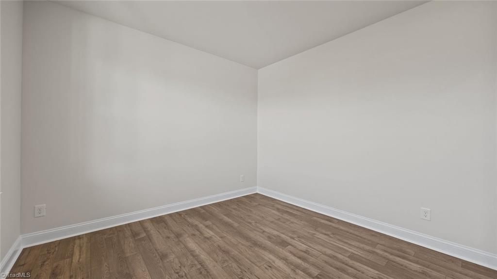 747 Bryson Boulevard Property Photo 3
