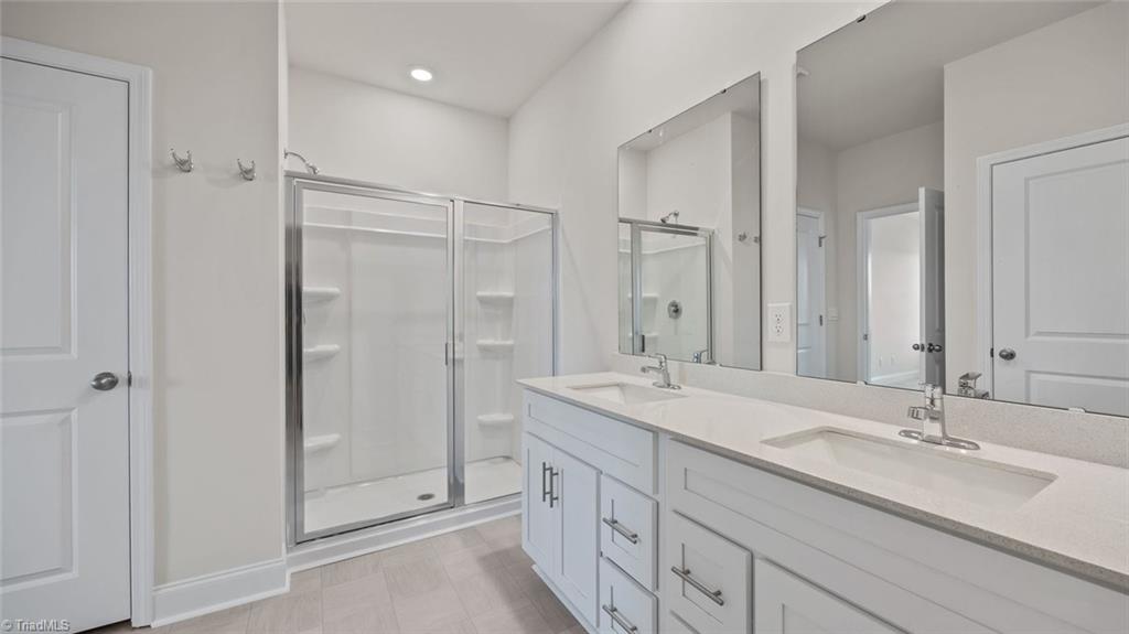 747 Bryson Boulevard Property Photo 22