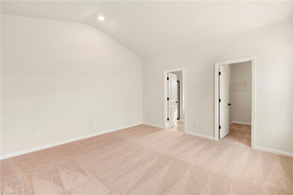 224 Macintosh Drive Property Photo 16