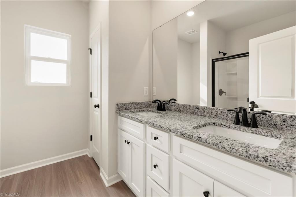 224 Macintosh Drive Property Photo 17
