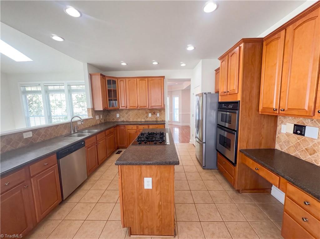 4993 Winding Ridge Drive Property Photo 6