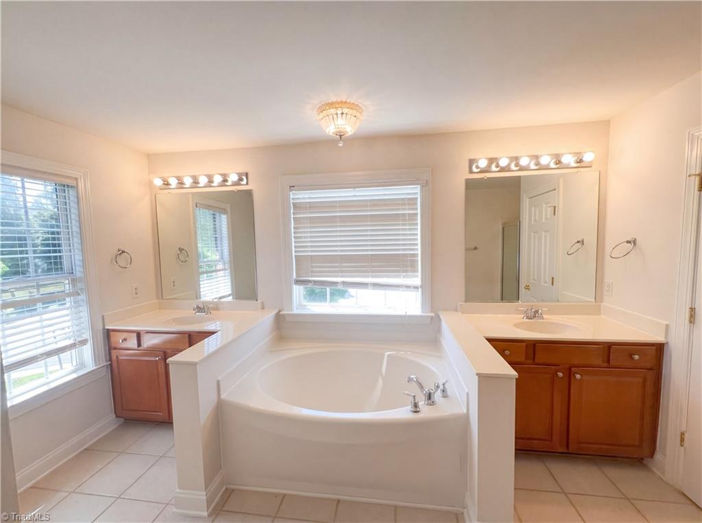 4993 Winding Ridge Drive Property Photo 29