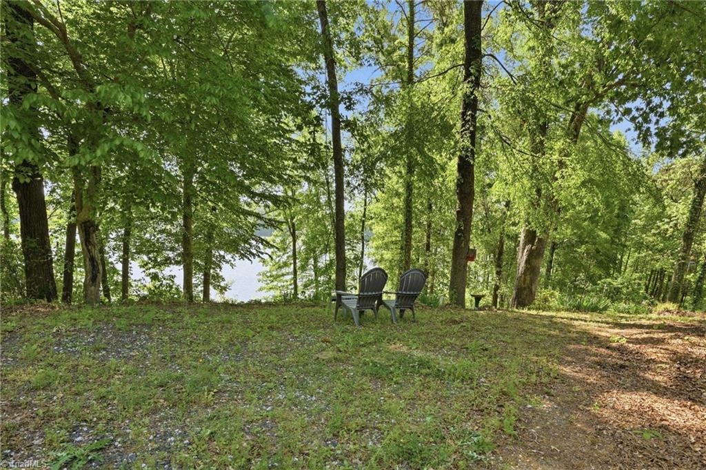 2275 River Road Property Photo 6