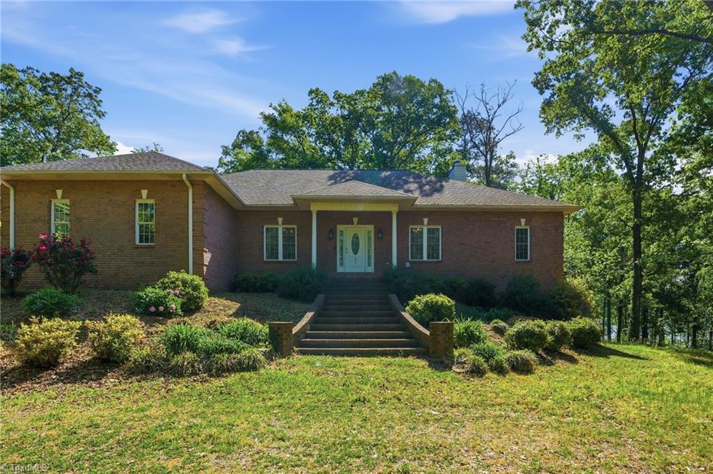 2275 River Road Property Photo 11